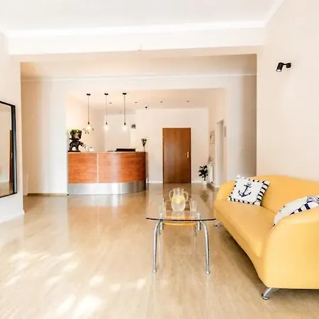 Διαμέρισμα For 2 People, Rewal